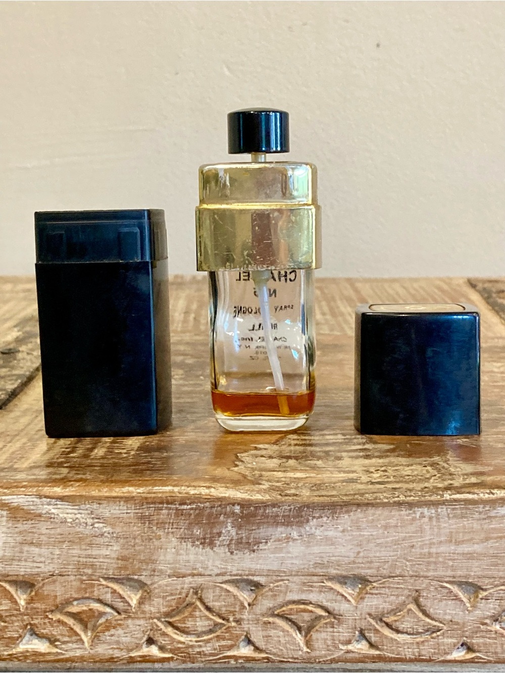 Vintage CHANEL No.5 Spray Cologne Refill Black & Gold Very Poor Condition - Picture 10 of 16